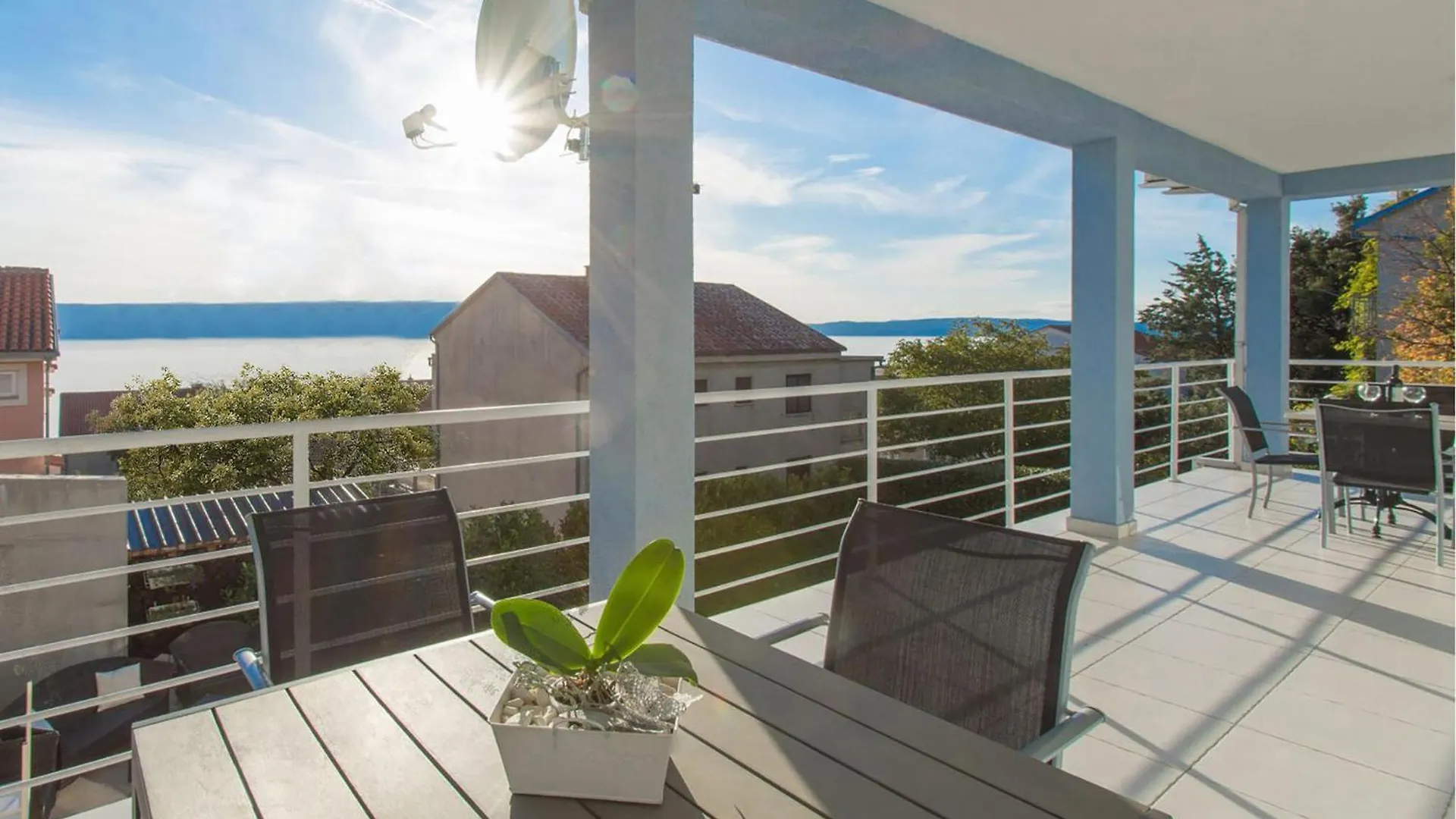 Awesome Apartment In Novi Vinodolski With House Sea View